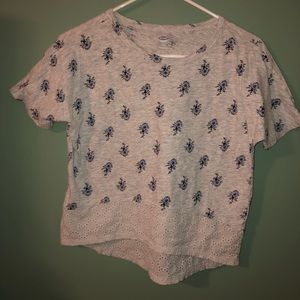 Grey shirt with blue flowers